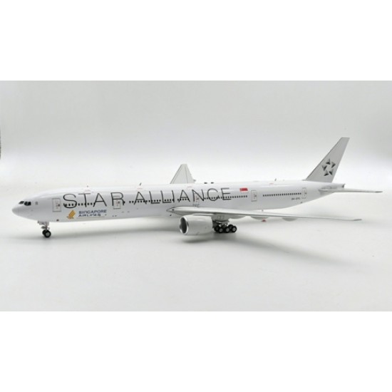 1/200 777-312 SINGAPORE AIRLINES STAR ALLIANCE 9V-SYL WITH STAND