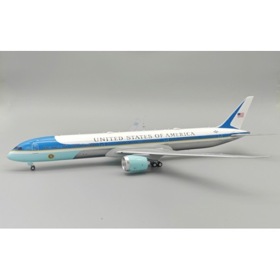 1/200 BOEING 787-10 UNITED STATES OF AMERICA 1/200 BOEING 787-10 UNITED STATES OF AMERICA