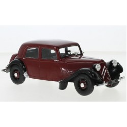 1/24 CITROEN TRACTION AVANT IIBL DARK RED/BLACK 1952