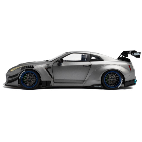 1/18 NISSAN GT-R (R35) W/LIBERTY WALK BODY KIT 2.0 SILVER 2023 S1805815