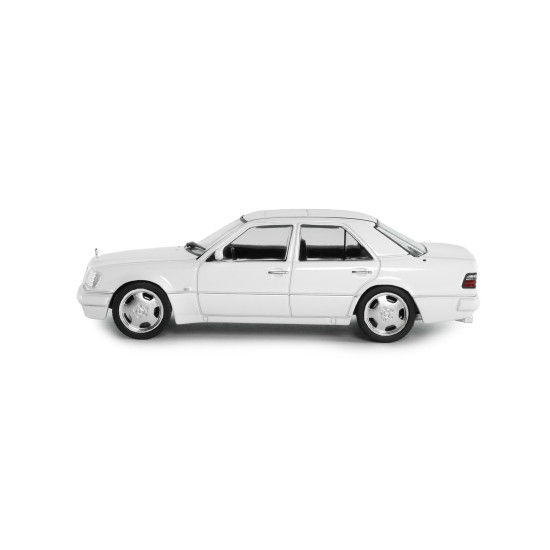 1/43 MERCEDES BENZ (W124) E60 AMG WHITE 1994 S4313205