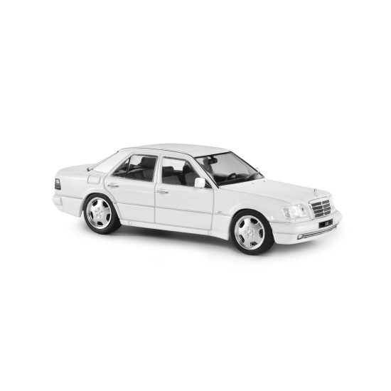 1/43 MERCEDES BENZ (W124) E60 AMG WHITE 1994 S4313205