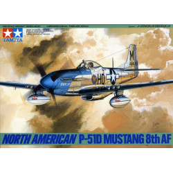 1/48 N.A.P-51D MUSTANG 8TH AF (PLASTIC MODEL KIT) 61040