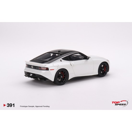 1/18 NISSAN Z PERFORMANCE 2023 EVEREST WHITE LHD TS0391