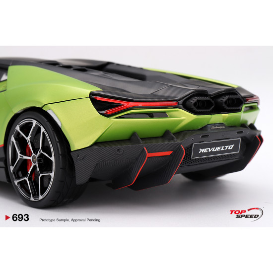 1/18 LAMBORGHINI REVUELTO VERDE CITREA MATT