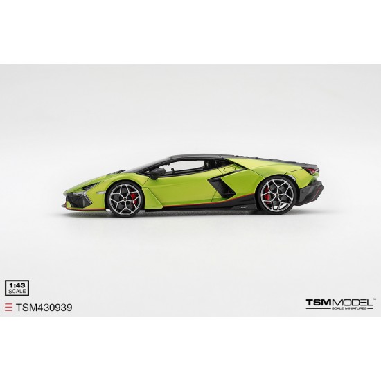 1/43 LAMBORGHINI REVUELTO VERDE CITREA MATT