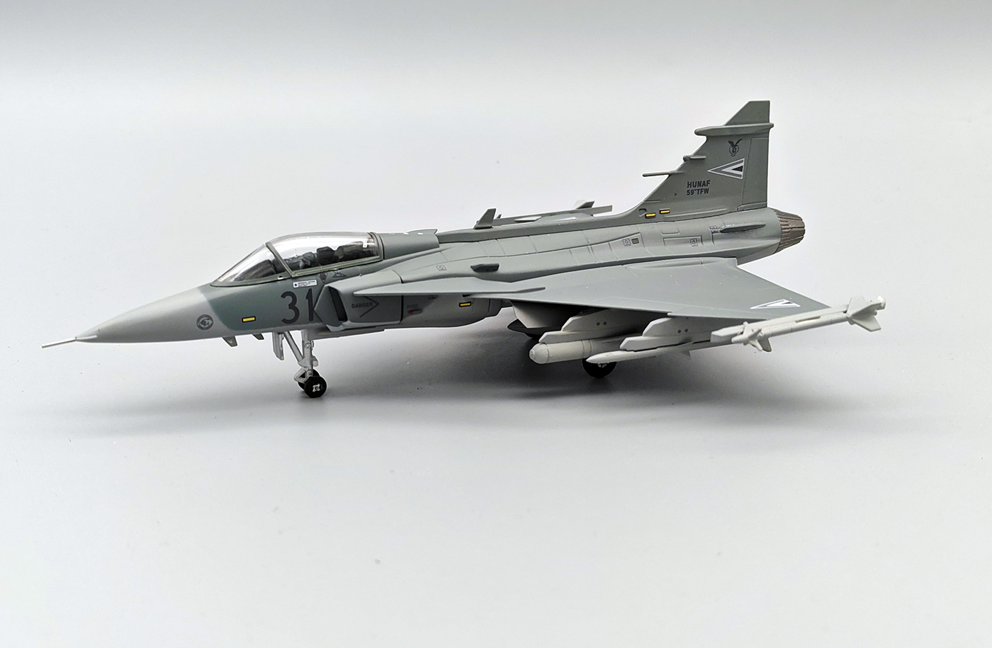 AVIATION 72 1/72 SAAB GRIPEN JAS39 HUNGARIAN AIR FORCE 59 TFW-31